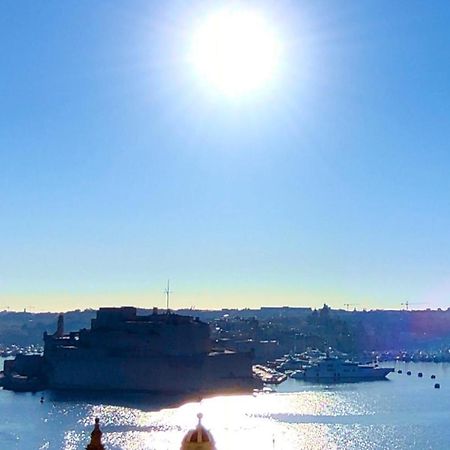 Tide 21 Savynomad Harbour Residences Валлетта Екстер'єр фото